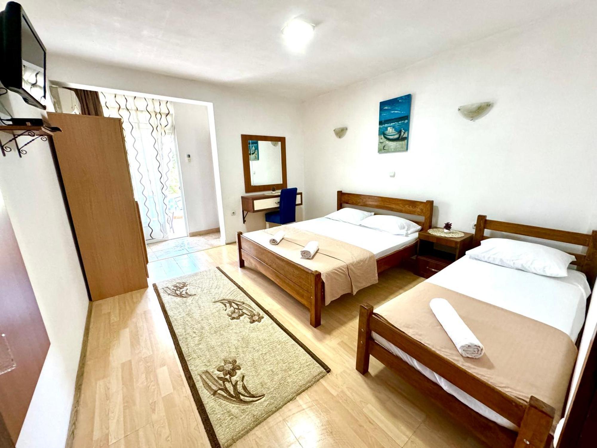 Apartments Flamingo Ulcinj Buitenkant foto